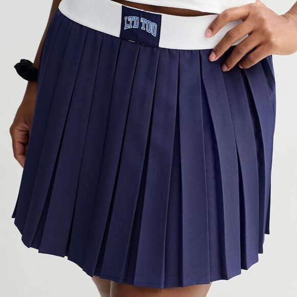 *NWT* Limited too Juniors XL pleated navy mini skirt/skort - Picture 7 of 9